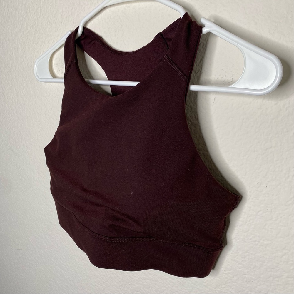 Matching athletic top and leggings - Picture 2 of 15